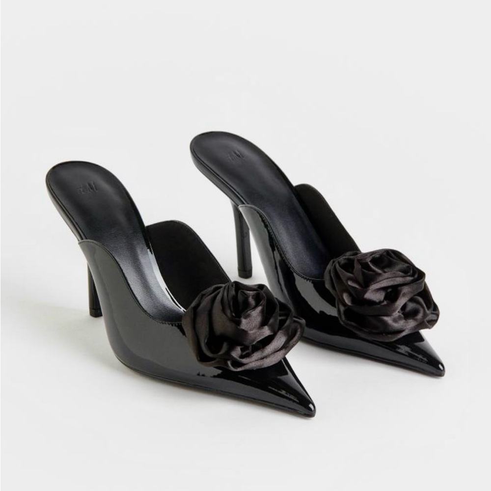H&M Pointed Toe Mules